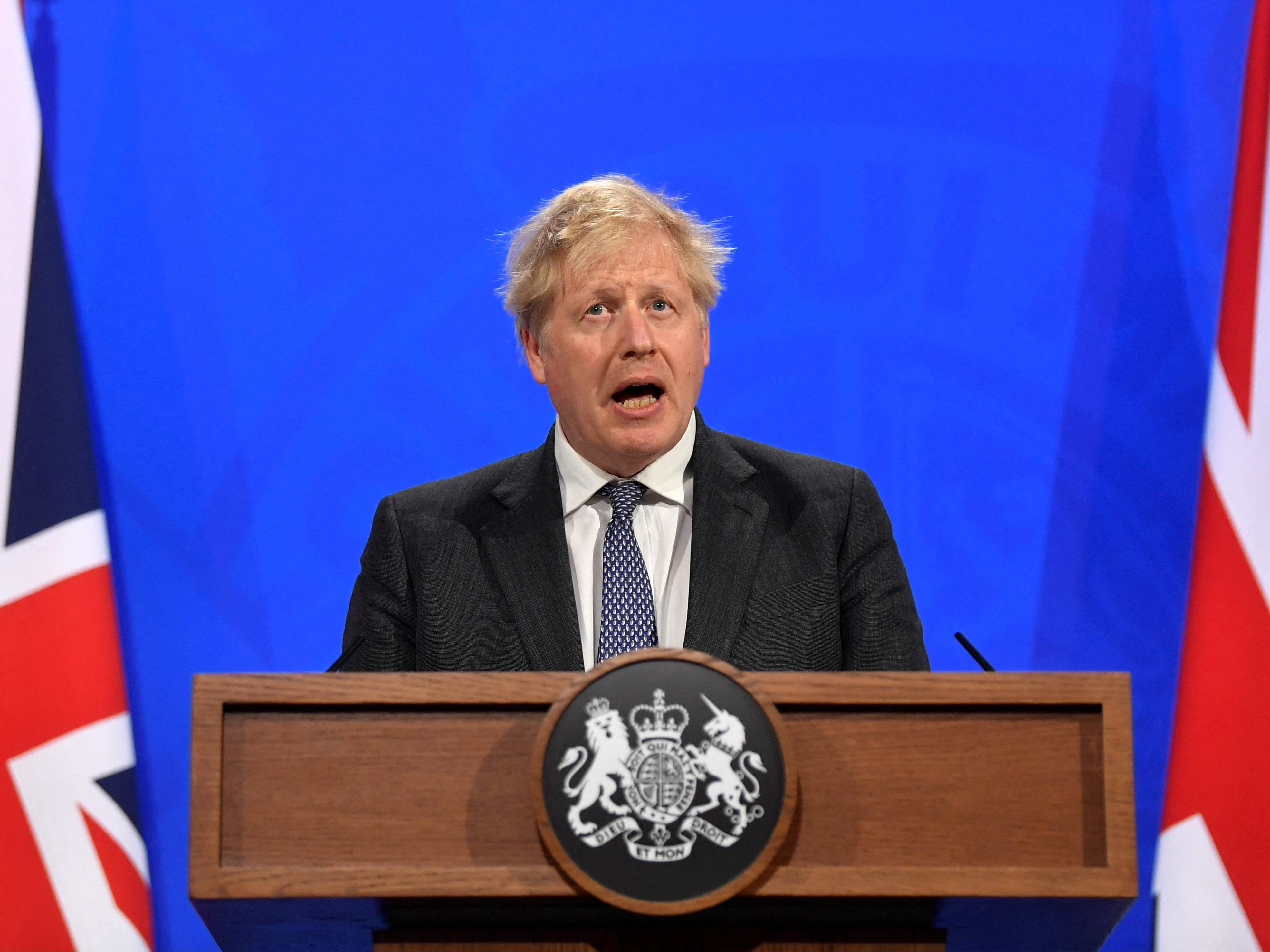 鲍里斯·约翰逊（Boris Johnson）穿着西装和领带：鲍里斯·约翰逊（Boris Johnson）发誓要通过Getty Images停止移动POOL / AFP